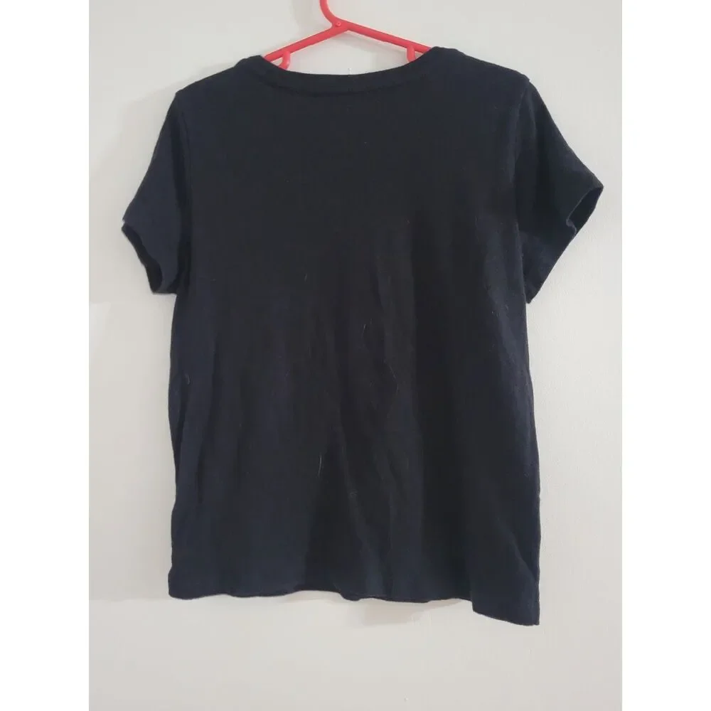 Old Navy girls size med tee